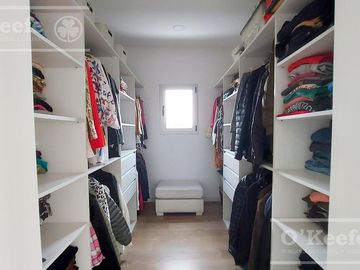 Casa en venta 4 ambientes  barrio cerrado  Barrancas de Iraola. Hudson. Berazategui. Apto credito!