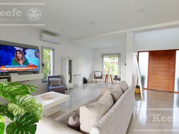 Casa en venta 4 ambientes  barrio cerrado  Barrancas de Iraola. Hudson. Berazategui. Apto credito!