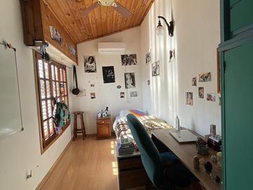 Casa en venta de 4 amb en  Castelar Sur