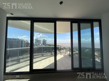 Venta Semipiso 4 Ambientes con Dependencia – Piso 14 – Torre SELENE, La Lucila