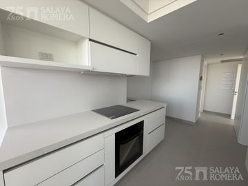 Venta Semipiso 4 Ambientes con Dependencia – Piso 14 – Torre SELENE, La Lucila
