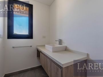 Casa en Venta en Pilara, La Calesa