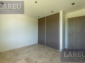 Casa en Venta en Pilara, La Calesa