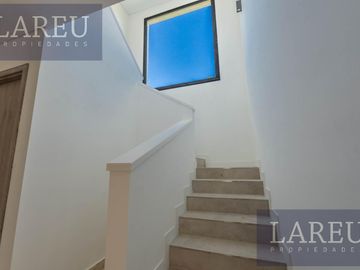 Casa en Venta en Pilara, La Calesa
