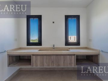 Casa en Venta en Pilara, La Calesa