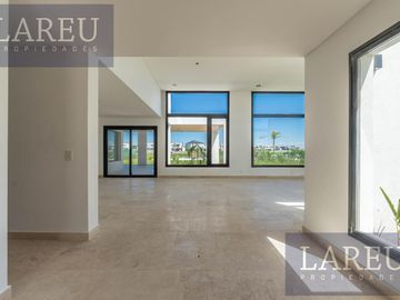 Casa en Venta en Pilara, La Calesa
