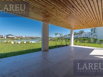 Casa en Venta en Pilara, La Calesa
