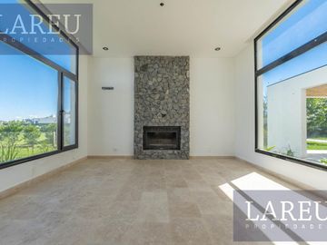 Casa en Venta en Pilara, La Calesa