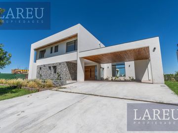 Casa en Venta en Pilara, La Calesa