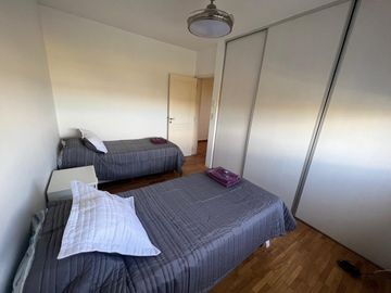 Casa en venta - 4 Dormitorios 6 Baños - Cochera - 1.700Mts2 - La Calera, Córdoba
