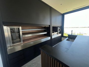 Casa en venta a la Laguna. Puertos. Barrio Marinas