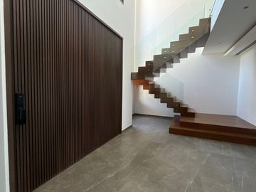 Casa en venta a la Laguna. Puertos. Barrio Marinas