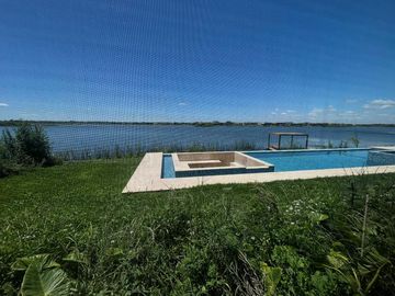 Casa en venta a la Laguna. Puertos. Barrio Marinas