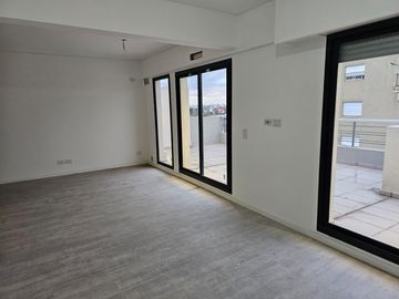Dpto 2 amb a estrenar, 8° A, 70 m2 total, c/balcón al fte, Liniers.