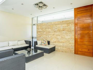 VENTA - Casa 3 Dormitorios, Quincho y Piscina - Barrio San Sebastián - Funes