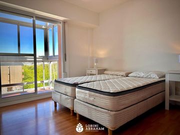 VENTA  piso  3 Ambientes . Excelente estado .Macrocentro !