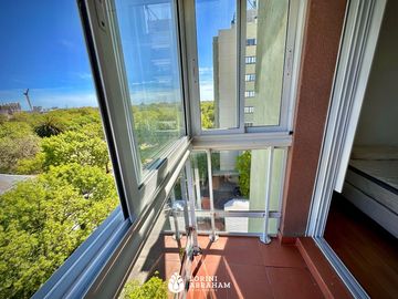 VENTA  piso  3 Ambientes . Excelente estado .Macrocentro !