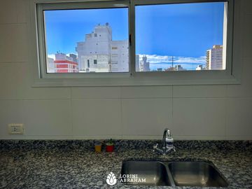 VENTA  piso  3 Ambientes . Excelente estado .Macrocentro !