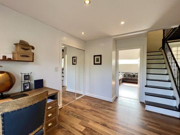 OPORTUNIDAD ! Impecable Casa  al Lago en Venta en Los Castores - Nordelta