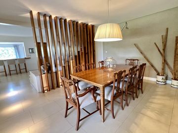 OPORTUNIDAD ! Impecable Casa  al Lago en Venta en Los Castores - Nordelta