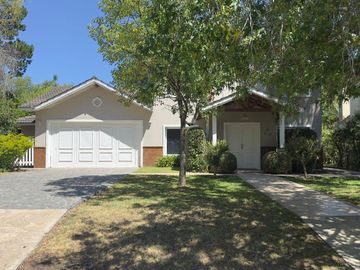 VENTA Casa Barrio La Celina-1100m-Garage-playroom-Maschwitz