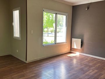 VENTA Casa Barrio La Celina-1100m-Garage-playroom-Maschwitz