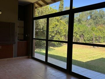 VENTA Casa Barrio La Celina-1100m-Garage-playroom-Maschwitz