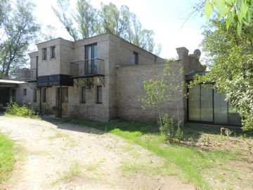 Oportunidad Excelente Casa - Chacras del Paraná - Zarate