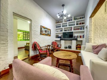 Oportunidad · Casa · Reciclada · 3 Dormitorio · Patio · Terraza · Santa Rosa Al 3700