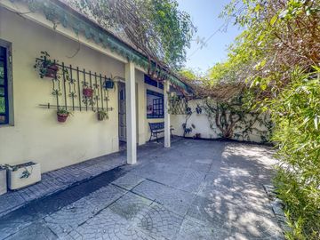 Oportunidad · Casa · Reciclada · 3 Dormitorio · Patio · Terraza · Santa Rosa Al 3700
