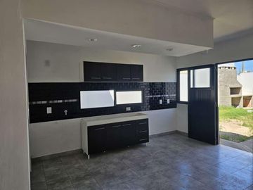 Venta Casa Santa Fe -  Barrio La Esmeralda