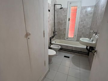 Casa en Venta - Parque Velez Sarsfield