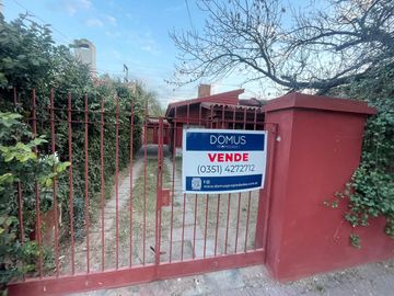 Casa en Venta - Parque Velez Sarsfield
