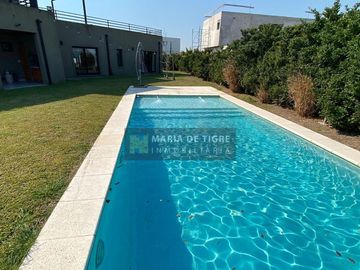 Casa en venta en San Sebastián en la zona mas linda del área 5