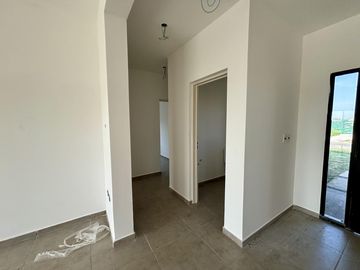 VENTA CASA EN SAN SEBASTIAN AREA 12 - 4 AMBIENTES