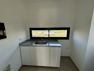 VENTA CASA EN SAN SEBASTIAN AREA 12 - 4 AMBIENTES