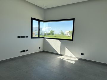 Casa en  Venta Barrio Costas Puertos Escobar