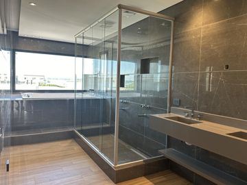 Casa en  Venta Barrio Costas Puertos Escobar