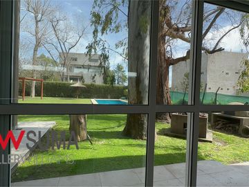 Casa en venta en Barrio Cerrado Hudson - El Carmencito