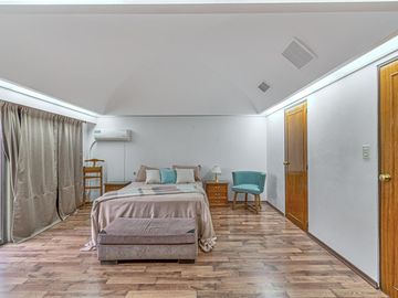 Casa a la venta de 4 dormitorios en Ballerster - imponente parque con piscina