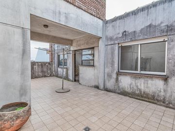 Casa a la venta de 4 dormitorios en Ballerster - imponente parque con piscina