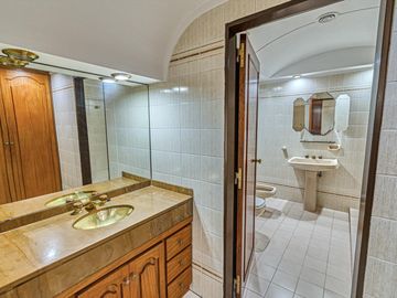 Casa a la venta de 4 dormitorios en Ballerster - imponente parque con piscina