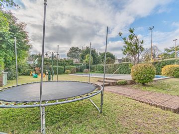 Casa a la venta de 4 dormitorios en Ballerster - imponente parque con piscina