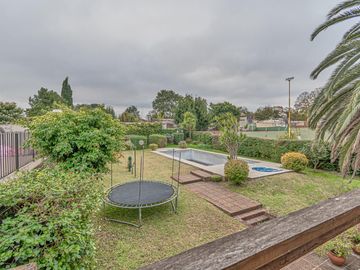 Casa a la venta de 4 dormitorios en Ballerster - imponente parque con piscina