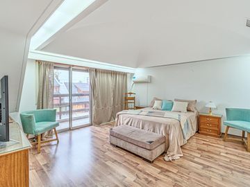 Casa a la venta de 4 dormitorios en Ballerster - imponente parque con piscina
