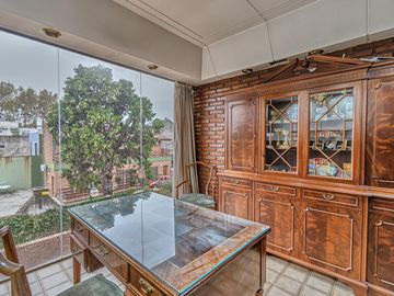Casa a la venta de 4 dormitorios en Ballerster - imponente parque con piscina