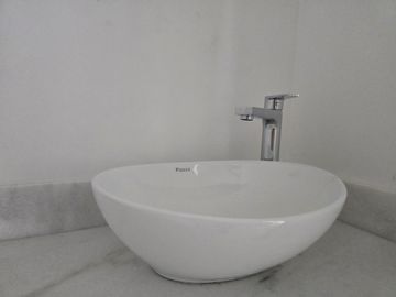 Exclusivo 5 ambientes Domotizado Con quincho y terraza Propia