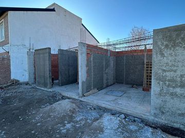 Venta de duplex en pozo en Plottier