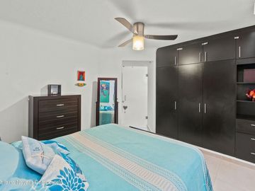 Flamingos Plaza 306