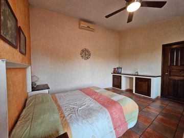 Venta de Casa Colonial Tipo Hacienda en Yautepec Mor.Ideal para Renta Vacacional